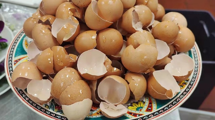 被我捏碎的蛋蛋[表情][表情][表情]